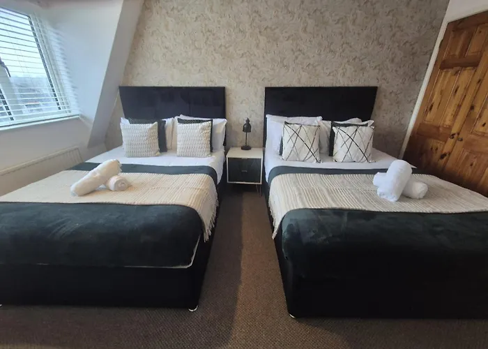 The Grand Retreat - Games - Garden *