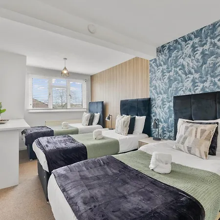 The Grand Retreat - Games - Garden Dom wakacyjny *