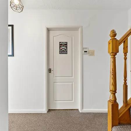 The Grand Retreat - Games - Garden