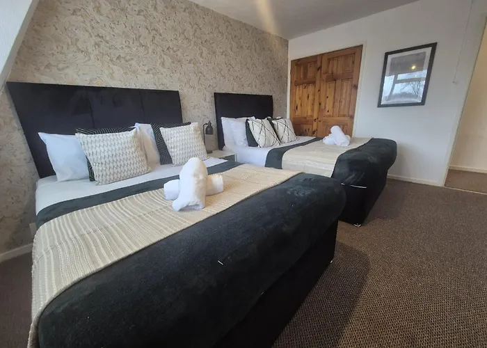 The Grand Retreat - Games - Garden Vakantiehuis Bristol