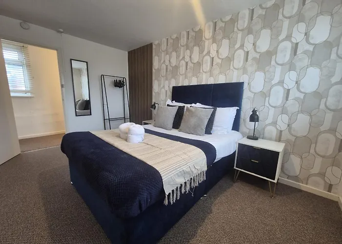 The Grand Retreat - Games - Garden *