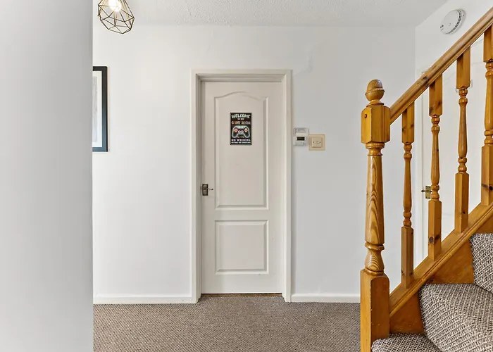 The Grand Retreat - Games - Garden